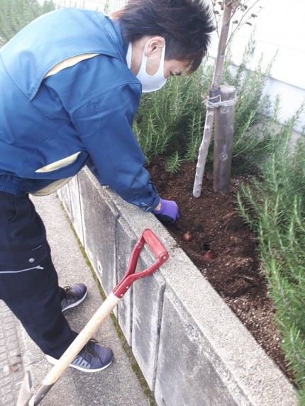 |カネタ建設|上越市|新築住宅|スタッフ|園芸| |カネタ建設|上越市|新築住宅|スタッフ|園芸|
