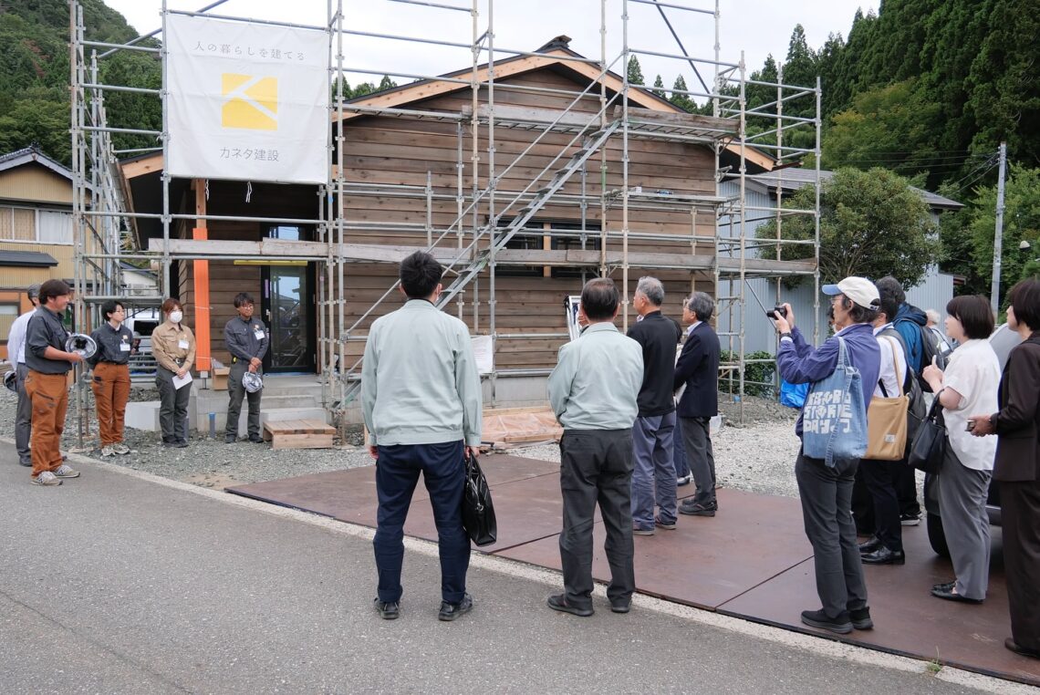 中越地区林業振興会ISSH住宅の視察