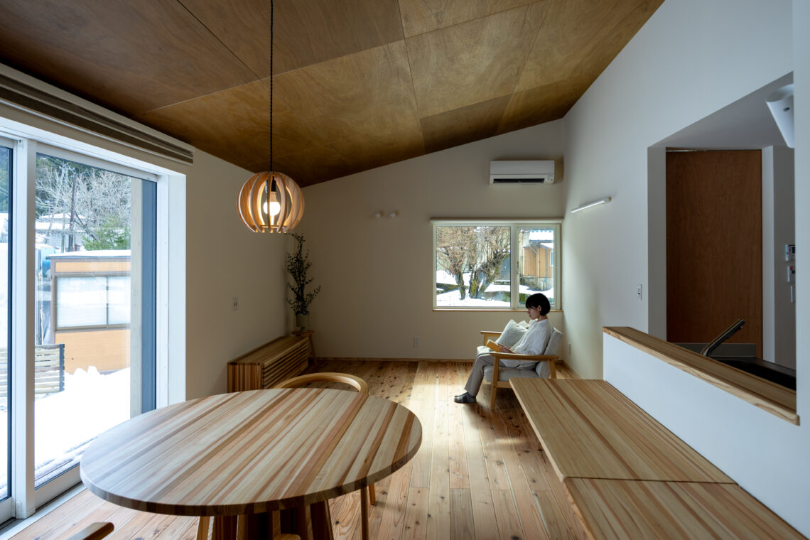 糸魚川杉の平屋の家