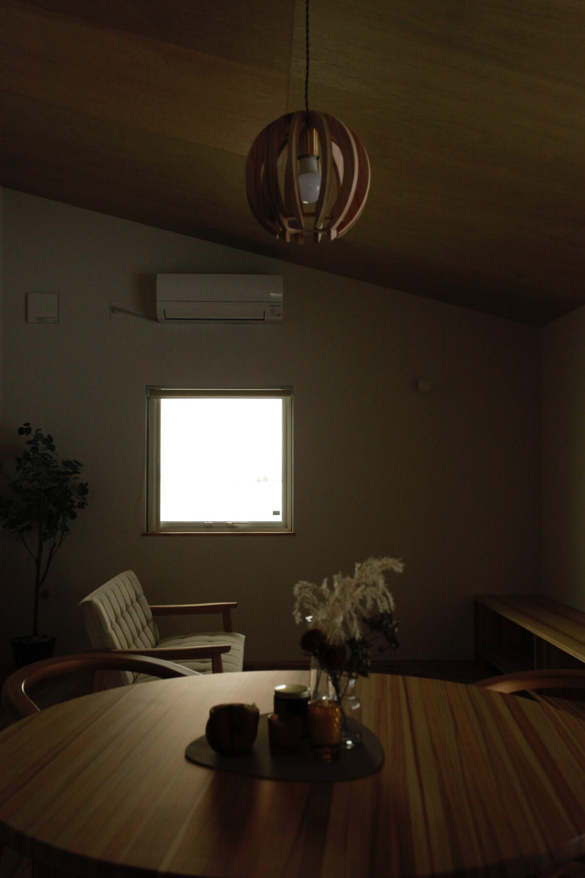 木の平屋の暮らし